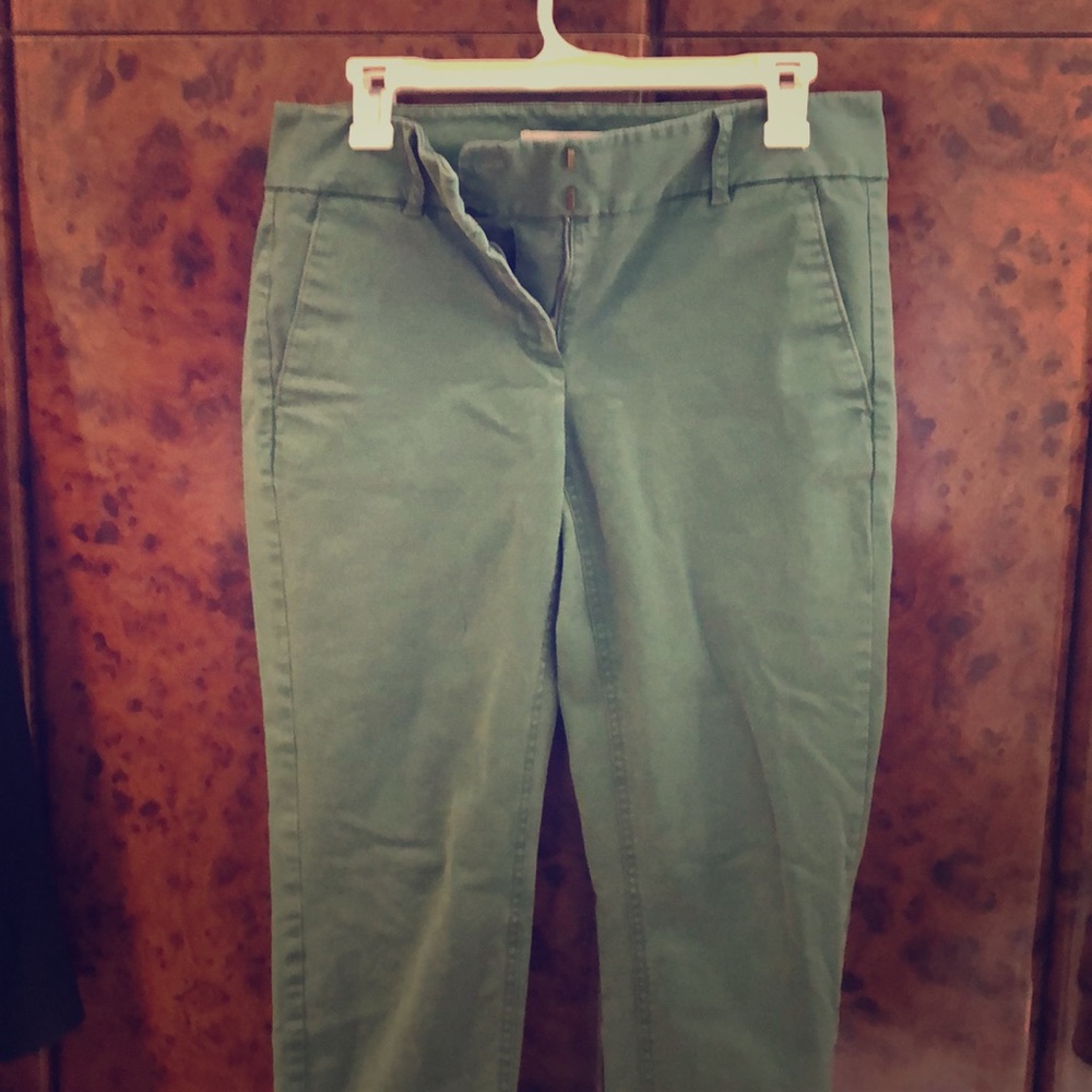 Green Loft pants- size6 with pickets